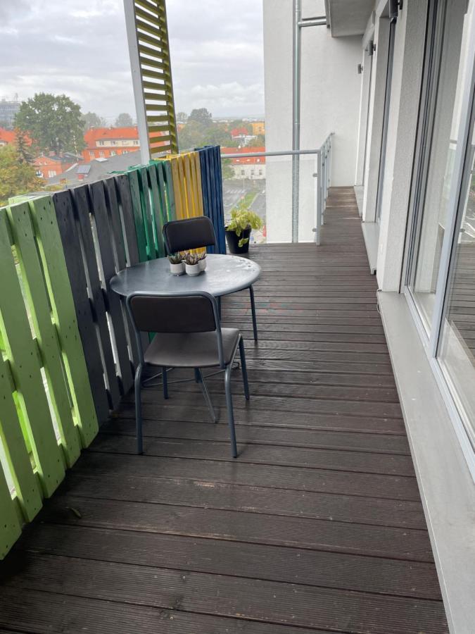 3Bedroom Smarthome Apartment ジェロナ・グラ エクステリア 写真