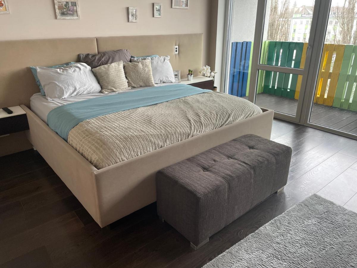3Bedroom Smarthome Apartment ジェロナ・グラ エクステリア 写真
