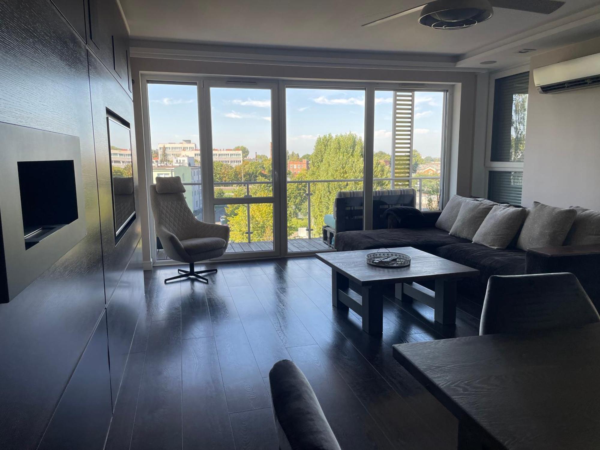 3Bedroom Smarthome Apartment ジェロナ・グラ エクステリア 写真